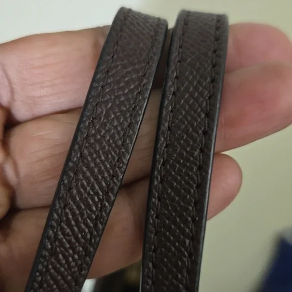 Coach Oxblood Crossgrain Leather Small Tote 9x8x3.5 Burgundy Gold - Picture 3 of 8